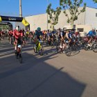 Imatge de la sortida de la popular marxa cicloturista Montsec-Montsec ahir a Balaguer.