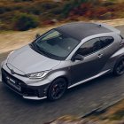 Toyota España actualitza GR Yaris, el seu compacte esportiu dissenyat en la competició.