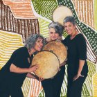Montse Nicuesa, Montserrat Canela i Raquel Garcia. - LILA ALBERICH