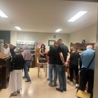 Una de les visites dissabte a la sala d’Arts Gràfiques. - DIPUTACIÓ DE LLEIDA
