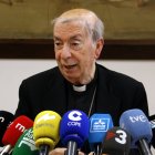 El fins ara bisbe de Lleida i actual administrador apostòlic de la diòcesi, Salvador Giménez, en roda de premsa a Lleida.