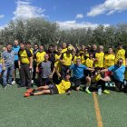 Els dos grups, a l’entrenament d’ahir a Pardinyes.