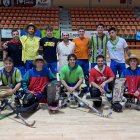 La plantilla del Pons Lleida vestits amb uniforme de penyistes de l’Aplec. - LLEIDA LLISTA