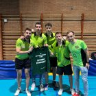 La plantilla del CTT Mollerussa Prefabricats Pujol celebra l’ascens a la categoria de plata. - CTT MOLLERUSSA