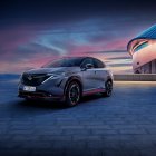 La seua potència assoleix els 435 CV, procedents de dos motors elèctrics, un per eix.