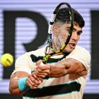 Carlos Alcaraz, ahir durant el seu partit contra Marozsan. - EUROPA PRESS