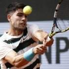 Alcaraz accedeix a quarts de Roland Garros - EFE/ YOAN VALAT
