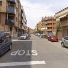 Vista del carrer Hostal de la Bordeta, on ahir al matí van tenir lloc els fets. - JORDI ECHEVARRIA