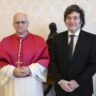 El papa Lleó XIV va rebre ahir el líder argentí Javier Milei. - EFE/EPA/VATICAN MEDIA HANDOUT