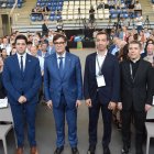 El president Illa amb l’alcalde, Joan Barrera, el president de la Trobada, Josep Serveto, i el nou bisbe d’Urgell, Josep-Lluís Serrano. - C.SANS