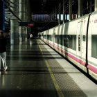 Un tren en la estación de Atocha, en Madrid.
