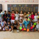 Els alumnes de l’escola Torre Queralt, al Secà, van celebrar ahir el final de curs. - GERARD HOYAS