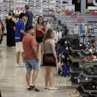 Alguns grans establiments van començar les rebaixes el dia 20. - AMADO FORROLLA