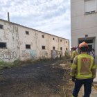 Els Bombers sufoquen incendis de vegetació a Balàfia i la Bordeta
