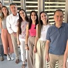 Ros, el cinquè per l’esquerra, amb el seu grup d’investigació de l’IRBLleida. - IRBLLEIDA