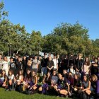 Alumnes de l’Episcopal, ahir amb el bisbe Salvador Giménez. - BISBAT DE LLEIDA