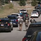 Dispositiu policial als voltants de la zona del tiroteig. - NBC NEWS/YOUTUBE