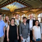Xavier Puig (centre de la foto), envoltat pels alts càrrecs i altres representants de l’Orfeó Català. - EUROPA PRESS
