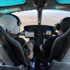 Agents rurals delimiten el perímetre de l'incendi de Torrefeta i Florejacs des d'un helicòpter
