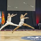 Una de les parelles que van participar ahir a l’Europeu que se celebra al Barris Nord de Lleida. - JORDI ECHEVARRIA
