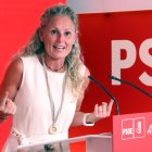 La nova portaveu del PSOE, la lleidatana Montse Mínguez, aquest dilluns a la roda de premsa de Ferraz