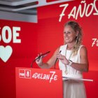 Mínguez s’estrena com a portaveu- La nova portaveu del PSOE, la lleidatana Montse Mínguez, elegida en el Comitè Federal del partit de dissabte, va arrancar la seua primera roda de premsa acusant el líder del PP, Alberto Núñez Feijóo, d’haver estat “coquetejant” amb el narcotràfic. Ho va fer per contraposar els insults que segons ella han rebut els socialistes al congrés del PP d’aquest cap de setmana i la manera d’actuar de la formació de Feijóo davant el PSOE. - ALEJANDRO MARTÍNEZ VÉLEZ / EUROPA PRESS