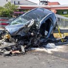 El cotxe que conduïa el veí d’Aitona que va morir diumenge a l’A-2 a Soses i que anava contra direcció. - GERARD HOYAS