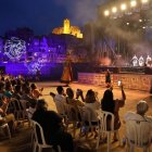 L’espectacle de dansa i música que ahir es va celebrar al parc de la Transsegre. - AMADO FORROLLA