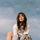 Esther estrena el seu nou disc, ‘Tot comença’ - LACRÒNIQUES