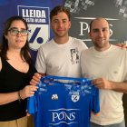 Ciocale, al centre, amb la vicepresidenta Mireia Martínez i el tècnic Edu Amat en la presentació. - LLEIDA LLISTA