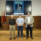 Artur Blasco, Estefania Rufach i Celestí Vilà, ahir en la presentació a l’IEI de la Trobada. - IEI