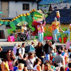 L’espectacle ‘Jauja’, de Los Titiriteros de Binéfar, es va representar ahir a l’Espai Esbarjo. - ORIOL RIART