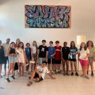 Els participants amb la regidora Alba Castellana i representants de Quàlia, a l’antic Escorxador. - AJUNTAMENT DE TÀRREGA