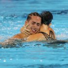 Dennis González i Iris Tió celebren l’actuació que ahir va oferir a Espanya la tercera medalla d’or. - EFE/EPA/FAZRY ISMAIL