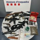 A l’interior de la casa van trobar una sofisticada instal·lació amb 550 plantes. - MOSSOS D’ESQUADRA