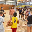 Aquests dies organitzen sessions formatives per preparar els seus entrenadors amb professionals destacats. - LAIA PEDRÓS