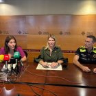 Cristina Morón, Begoña Iglesias i Josep Mallada, davant la premsa. - L.B.