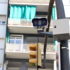 Una de les càmeres de control d’accés a la zona de baixes emissions. - MAGDALENA ALTISENT