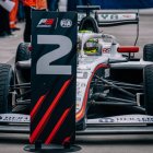 Mari Boya, en el momento de llegar al parque cerrado tras la carrera.