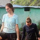 L’Anna, quan va estar al Nepal, en la imatge de la campanya.