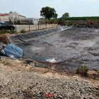 Un cotxe cau dins d’una bassa de purins a Vallfogona - BOMBERS
