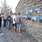 Veïns de Granollers de Segarra van poder veure l’exposició que es va presentar ahir. - C.MARSIÑACH