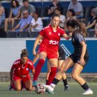 Bacardit, assegut a la vora de la banqueta observant el partit. - GERARD HOYAS