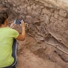 Una fossa amb restes de soldats de la Guerra Civil, excavada el 2023 a Bovera, a les Garrigues. - GERARD HOYAS