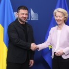 Zelenski es va reunir ahir a Brussel·les amb Von der Leyen. - EFE/EPA/OLIVIER HOSLET