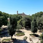 Una vista de una parte de los Campos Elíseos de Lleida, con la Seu Vella al fondo.