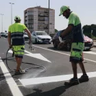 A punt la millora de l’asfalt d’un tram de l’Ll-11 - MARIO GASCÓN