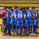 Jugadors del Pons Lleida, durant el primer partit de Lliga Catalana davant del Maçanet. - ANIOL MORAL