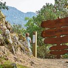 Un des elements que formen part dera rota de Bossòst.; Array