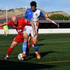 Una acció del partit entre l’Alpicat i l’Alcarràs. - IRIS SOLÀ